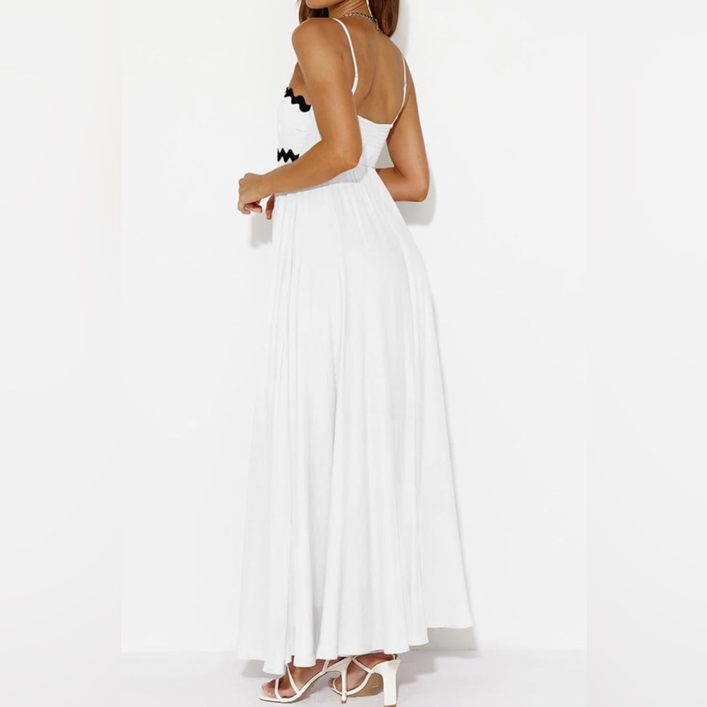White and black maxi dress with pockets - Picture 2 of 5